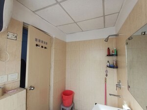 Bathroom in 3 BHK Apartment at Maple Crescent, Sector 43 – for Rent