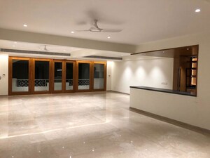 Parking in 4 BHK Apartment at Skyline Casa, Richmond Town – for Rent
