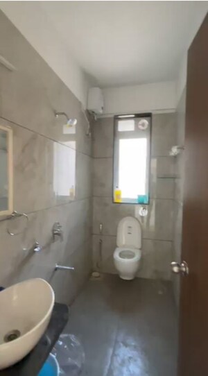 Bathroom in 2.5 BHK Apartment at Sidhivinayak Flora, Chembur – for Rent