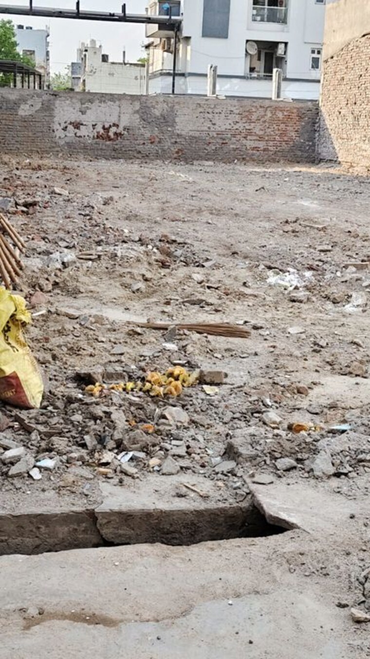 undefined, nehru nagar ii  415 Sq.Yd. Plot In Nehru Nagar ii Ghaziabad 10270073