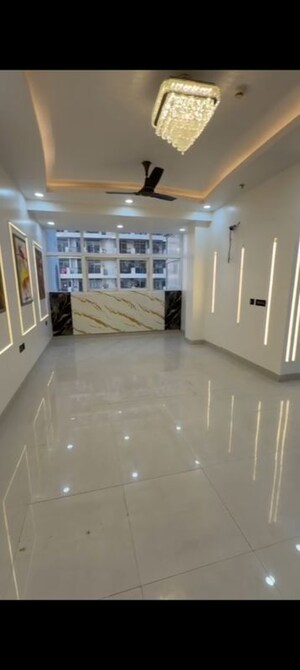 Kitchen in 4 BHK Builder Floor at Apex The Florus, Vasundhara Sector 16 – for Sale