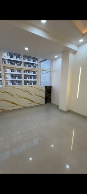 Room in 4 BHK Builder Floor at Apex The Florus, Vasundhara Sector 16 – for Sale
