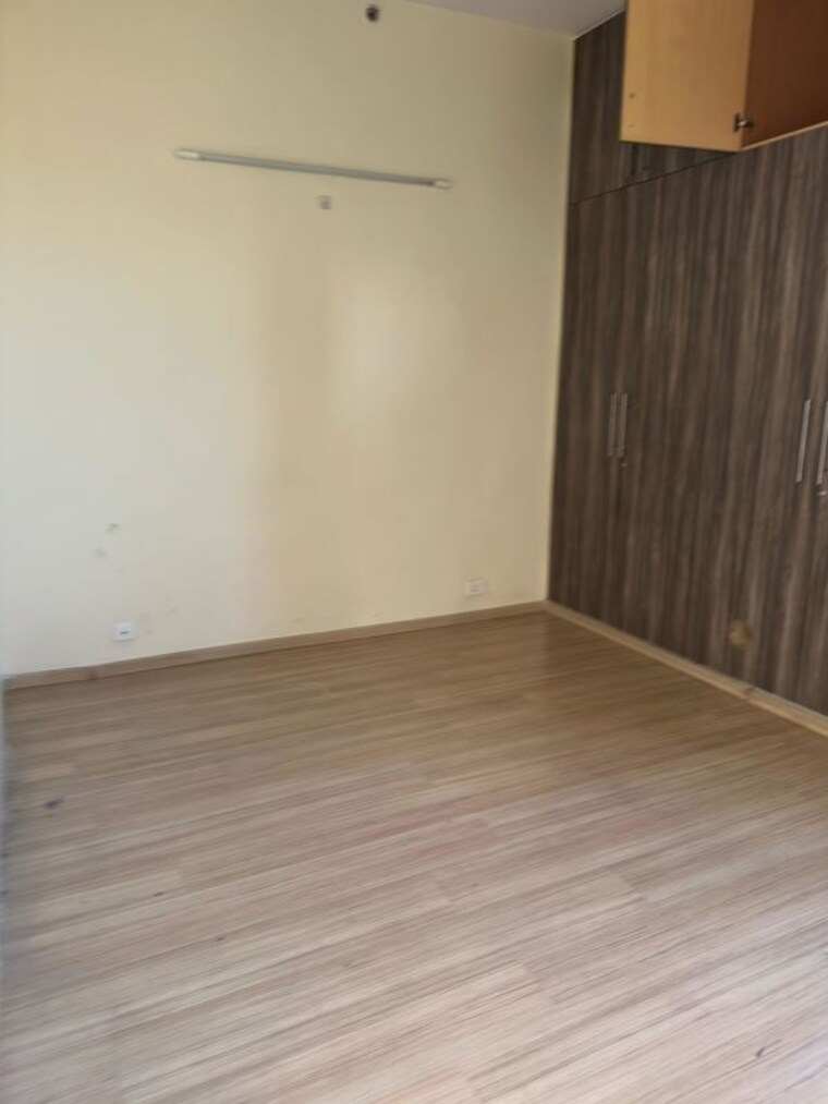Room, pioneer-park-phase-1 3 Bedroom 2250 Sq.Ft. Apartment In Sector 61 Gurgaon 10270069