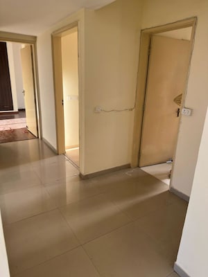  3 BHK Apartment at Pioneer Park Phase 1, Sector 61 – for Rent