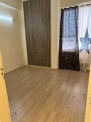 Bedroom in 3 BHK Apartment at Pioneer Park Phase 1, Sector 61 – for Rent