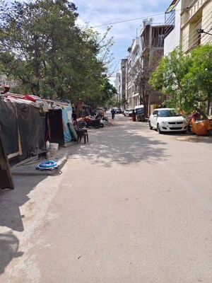 Parking in  Office Space at Gomti Nagar – for Rent