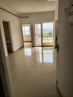 Room in 3 BHK Apartment at Konnagar – for Sale