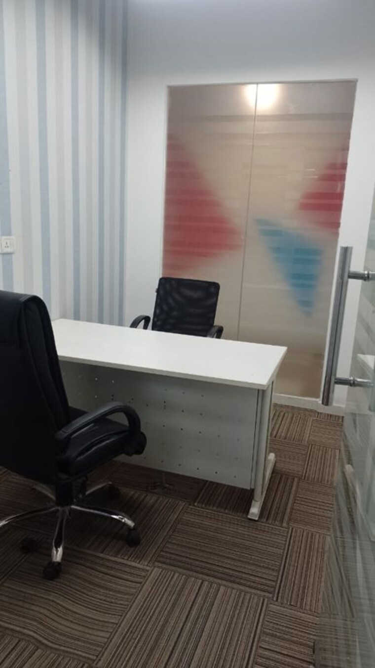 Team Area, stellar-park Commercial Office Space in IT/SEZ 5500 Sq.Ft. In Sector 62 Noida 10270184