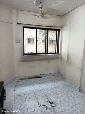 Room in 2 BHK Apartment at Rajendra Nagar – for Rent