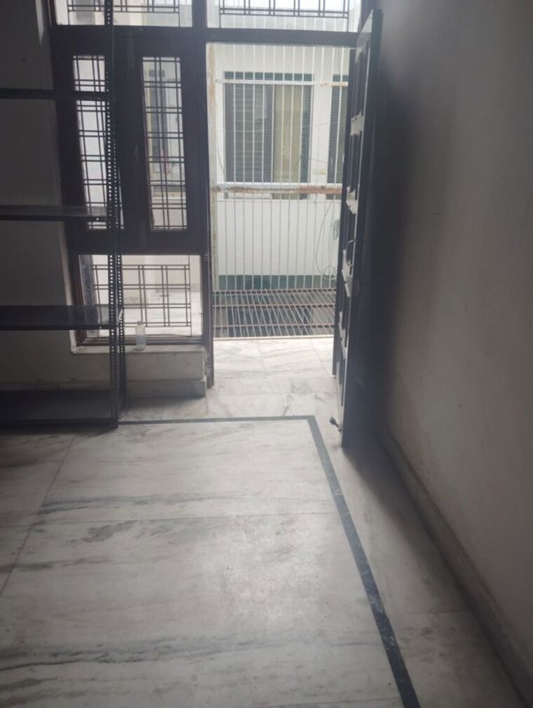 Room, gulshan-avante 4 Bedroom 3200 Sq.Ft. Apartment In Sector 16b Greater Noida Greater Noida 10270169
