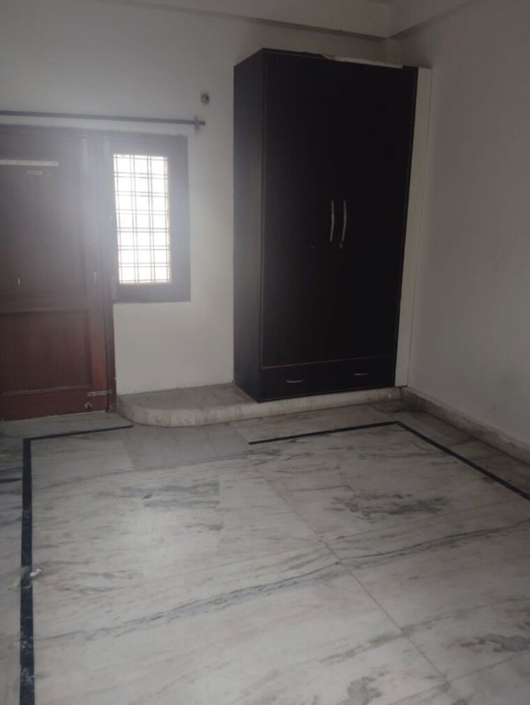 Room, gulshan-avante 4 Bedroom 3200 Sq.Ft. Apartment In Sector 16b Greater Noida Greater Noida 10270169