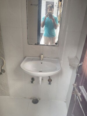 Bathroom in 4 BHK Apartment at Gulshan Avante, Sector 16b Greater Noida – for Sale