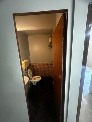 Bathroom in 3 BHK Apartment at Chembur – for Rent