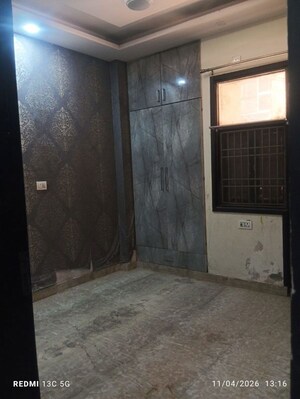 Room in 2 BHK Builder Floor at Rohini Sector 25 – for Rent