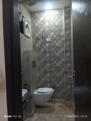 Bathroom in 2 BHK Builder Floor at Rohini Sector 25 – for Rent