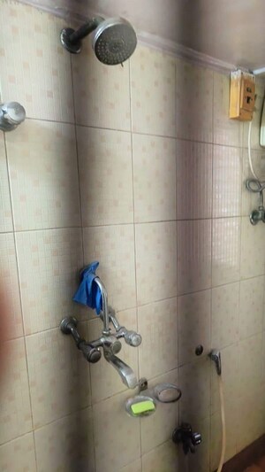 Bathroom in 1.5 BHK Apartment at Vakola – for Rent