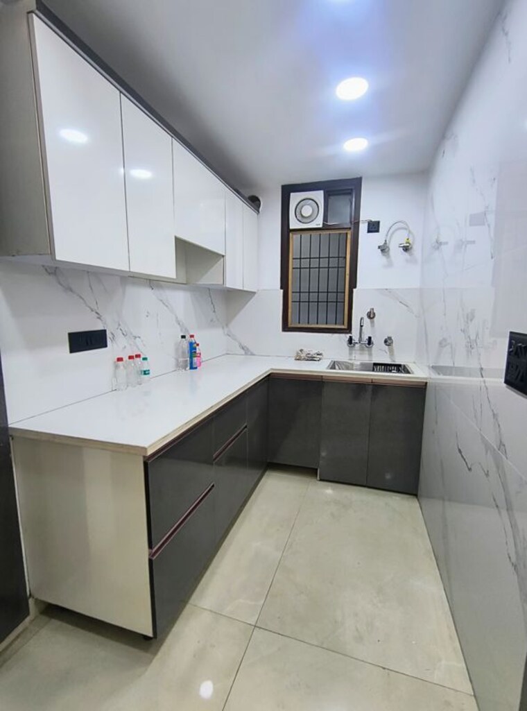 Kitchen, govindpuri 2 Bedroom 680 Sq.Ft. Builder Floor In Govindpuri Delhi 10270794