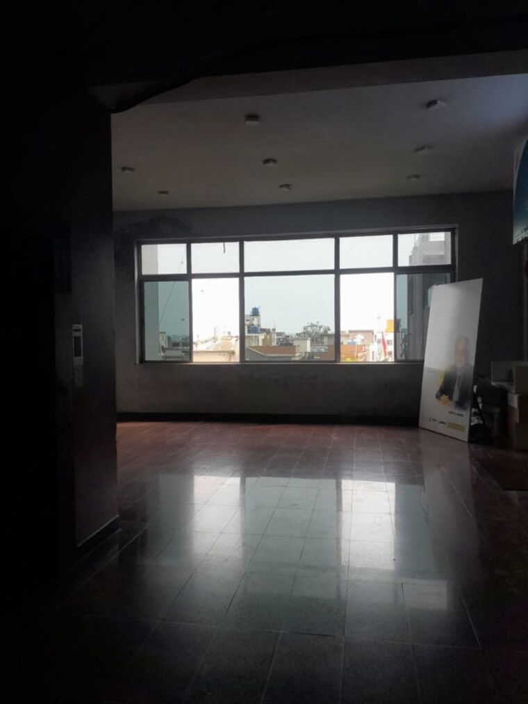 Room, harmu Commercial Office Space 11000 Sq.Ft. In Harmu Ranchi 10270745