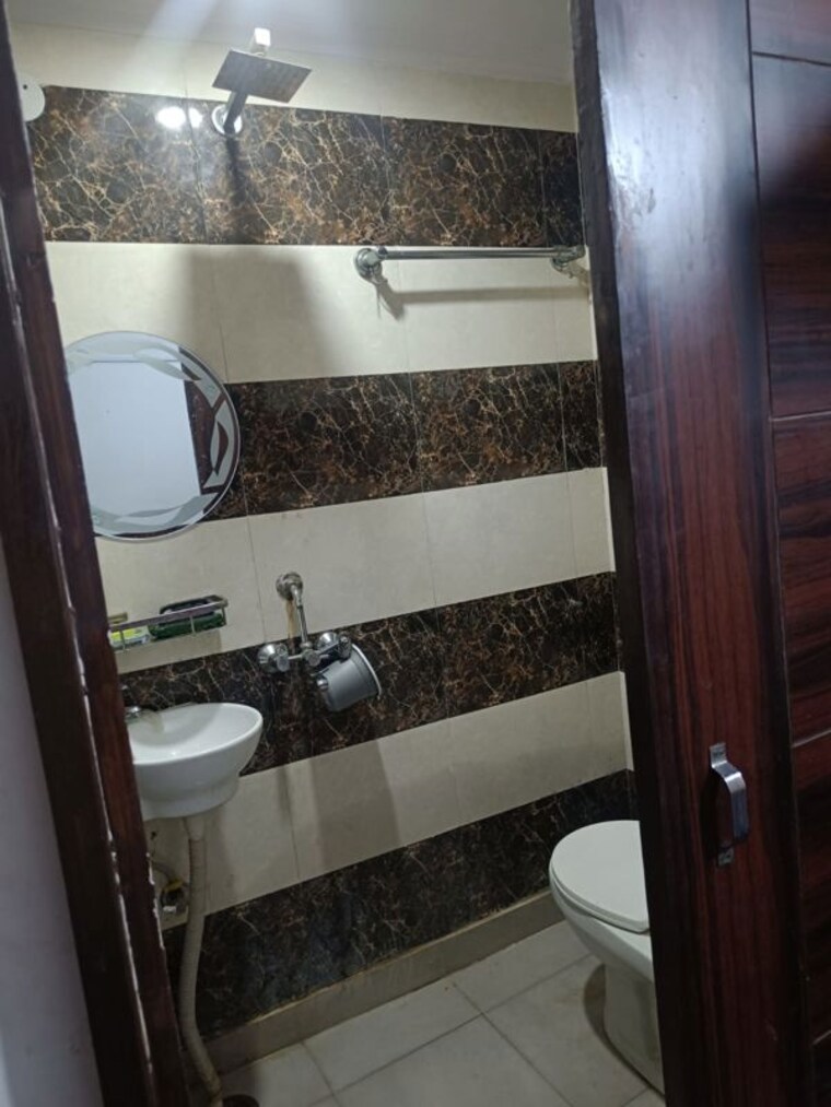 undefined, govindpuri 2 Bedroom 700 Sq.Ft. Builder Floor In Govindpuri Delhi 10270908