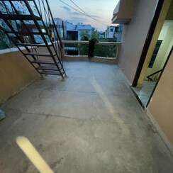 2 BHK Builder Floor For Rent in Sector 21D