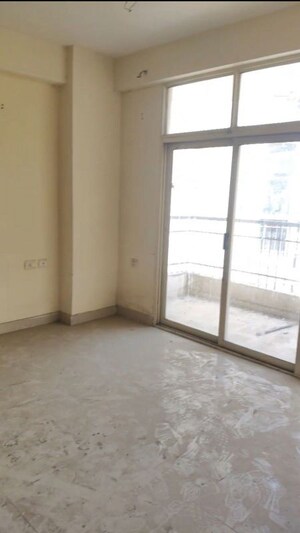 Room in 3 BHK Apartment at KDP Grand Savanna, Raj Nagar Extension – for Rent