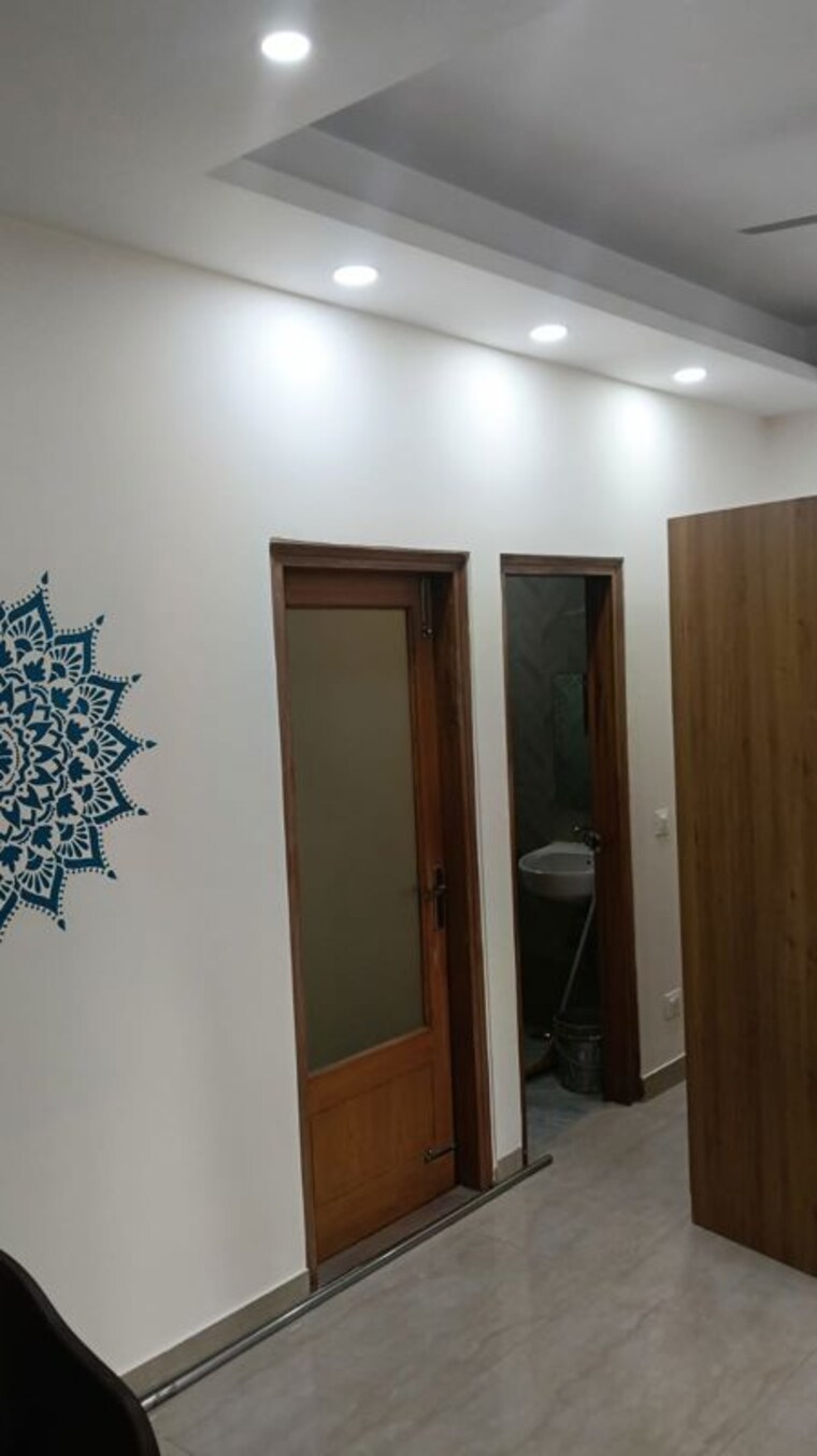 Bedroom, new friends colony 4 Bedroom 500 Sq.Ft. Builder Floor In New Friends Colony Delhi 10270325