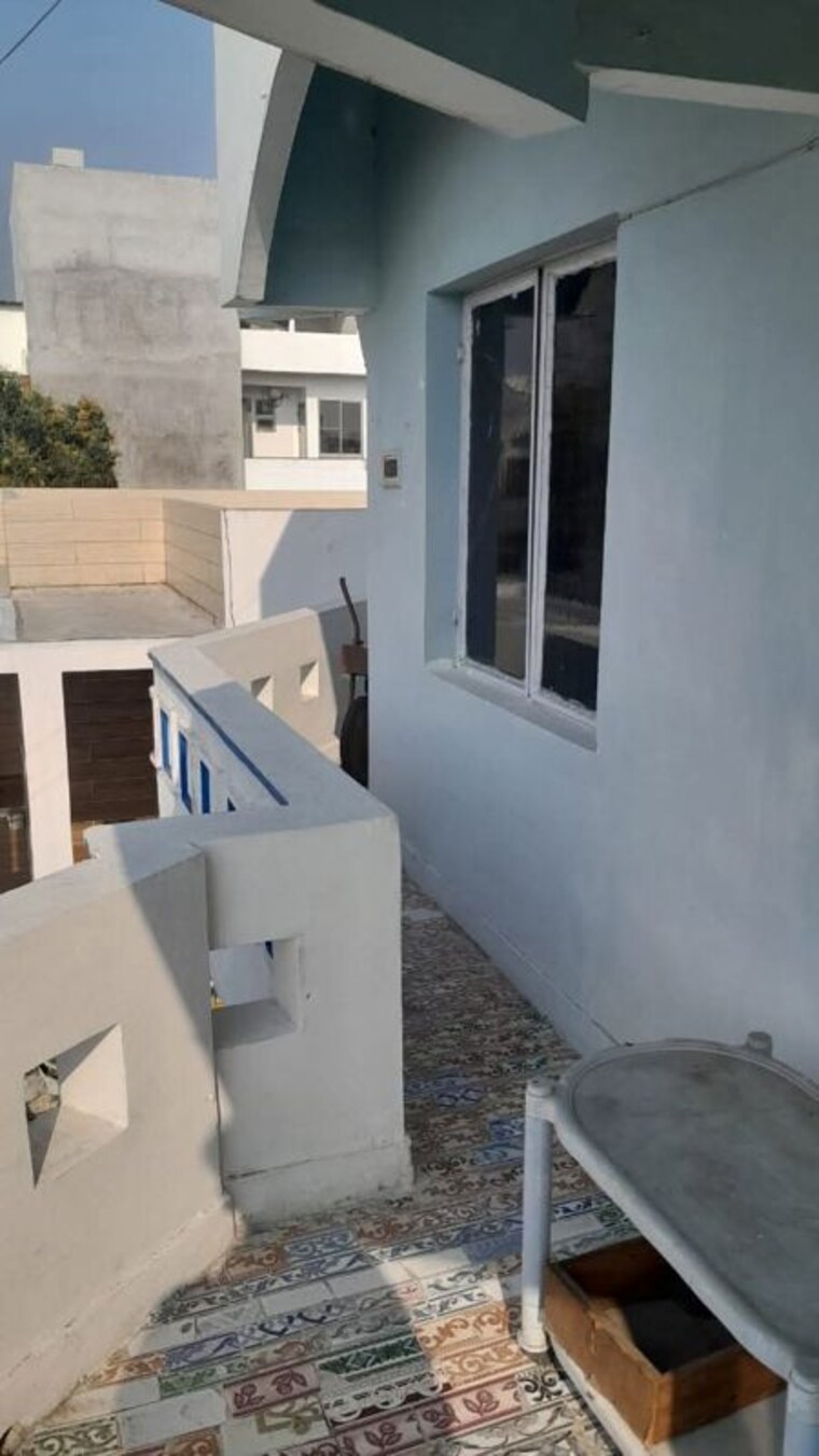 Team Area, gomti nagar 1 Bedroom 700 Sq.Ft. Builder Floor In Gomti Nagar Lucknow 10270978