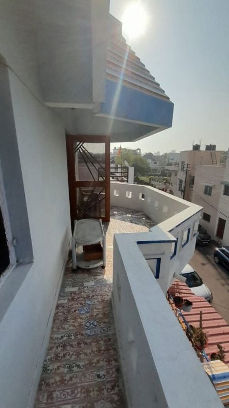 Team Area, gomti nagar 1 Bedroom 700 Sq.Ft. Builder Floor In Gomti Nagar Lucknow 10270978