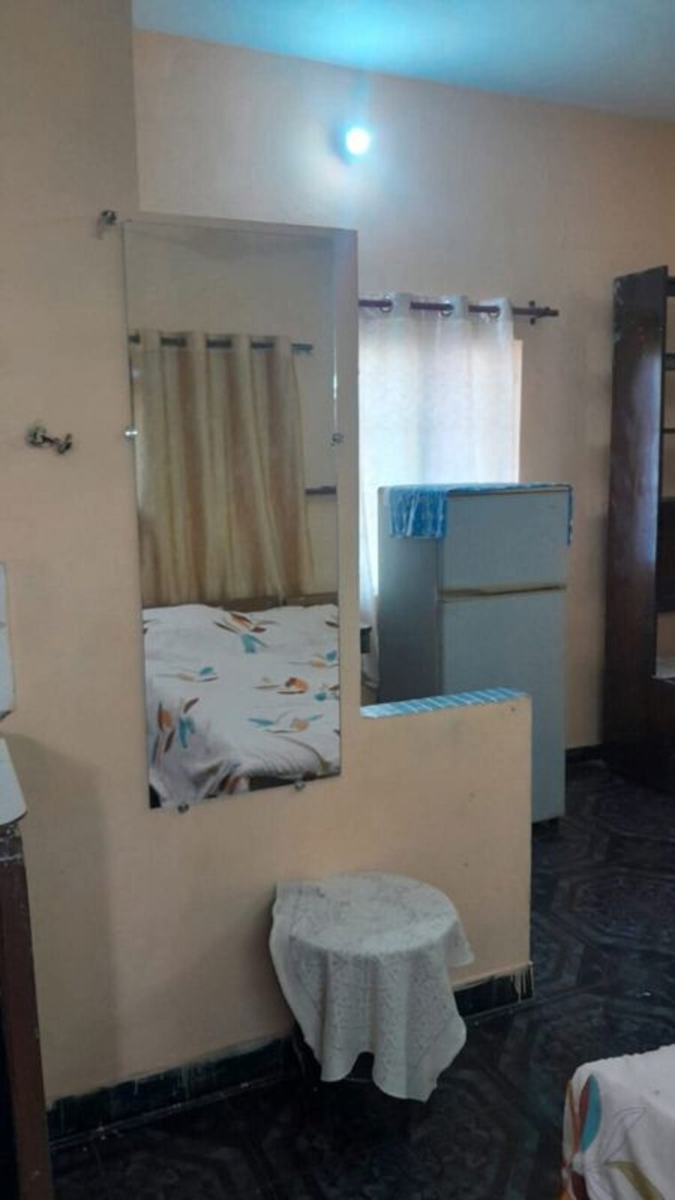 Bedroom, gomti nagar 1 Bedroom 700 Sq.Ft. Builder Floor In Gomti Nagar Lucknow 10270978