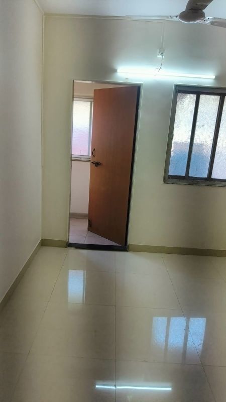 1.5 BHK Apartment For Sale in Vakola