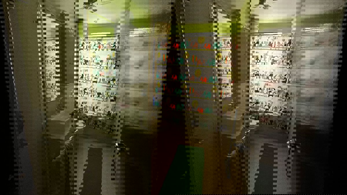 3.5 BHK 1900 Sq.Ft. Builder Floor in Emaar The Palm Drive-Palm Studios