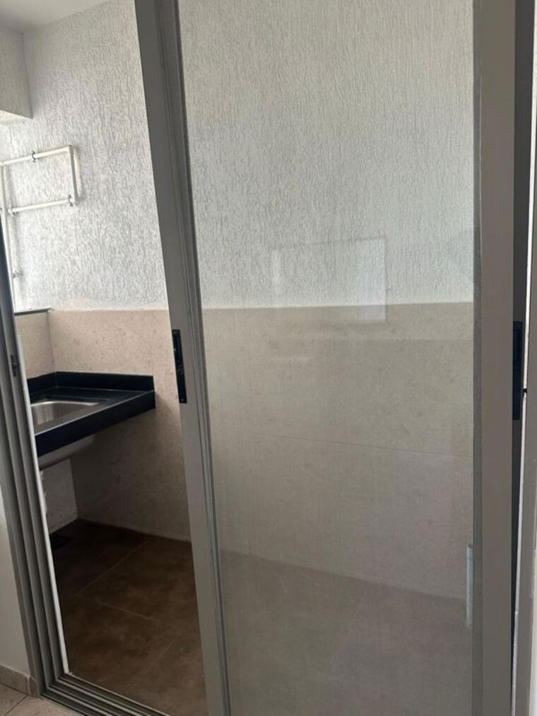 Bathroom, vilas-javdekar-yashwin-enchante 2 Bedroom 950 Sq.Ft. Apartment In Kharadi Pune 10213346