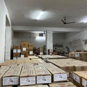 Kitchen in  Warehouse at Sector 21d – for Rent