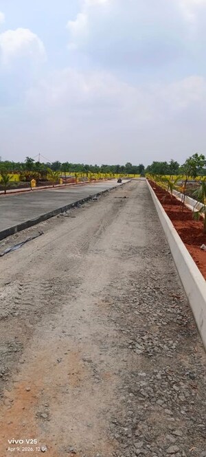   Plot at Penamaluru – for Sale