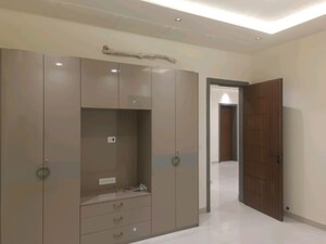 Building Lobby in 6+ BHK Independent House at Sector 45 – for Rent