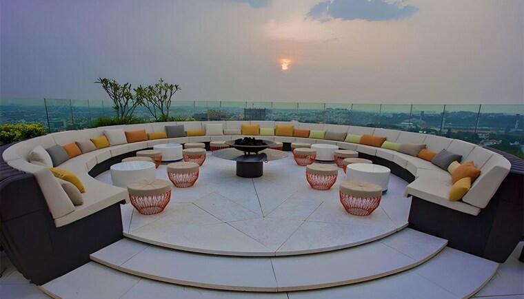 Exterior View, blossom-chs-dadar 2.5 Bedroom 800 Sq.Ft. Apartment In Dadar East Mumbai 10271283