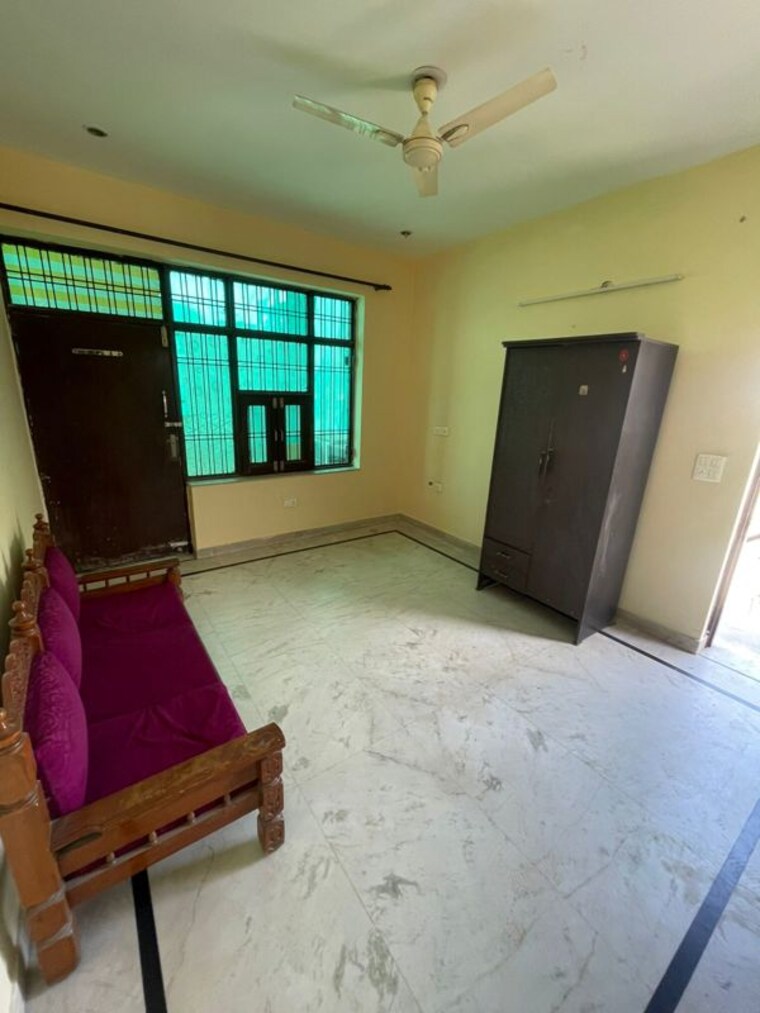 Living Room, prem-apartments-faridabad 3 Bedroom 1600 Sq.Ft. Apartment In Sector 21c Faridabad 10271338