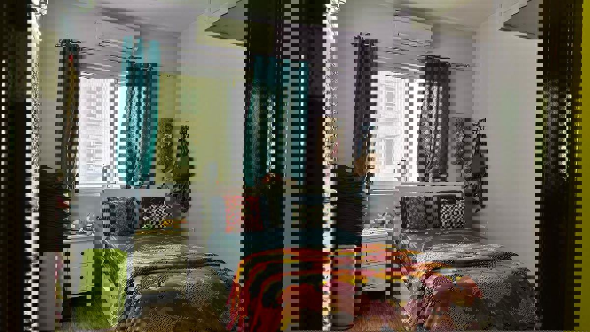 3 BHK + Pooja Room 1901 Sq.Ft. Builder Floor in Emaar MGF The Palm Drive Villas