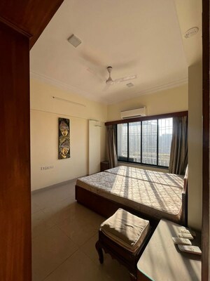 Bedroom in 3 BHK Apartment at Chembur – for Rent