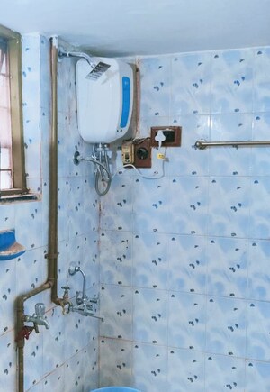 Bathroom in 2.5 BHK Apartment at Viman Nagar – for Rent