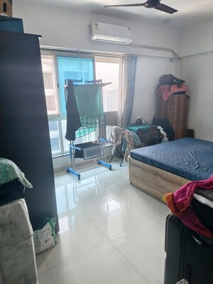 Team Area in 2 BHK Apartment at Empire Towers, Goregaon East – for Rent