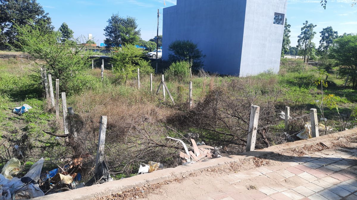 Plot For Sale in Kasturi Nagar