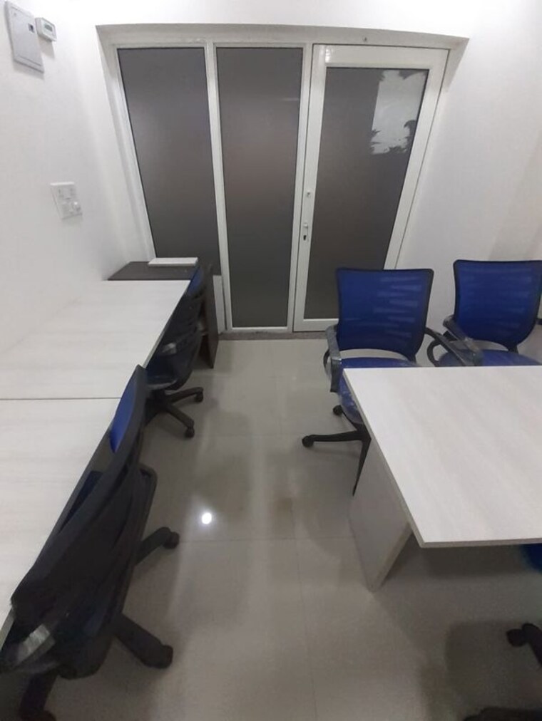 Team Area, rishabh-cloud-9 Commercial Office Space in IT/SEZ 300 Sq.Ft. In Sector 1 Vaishali Ghaziabad 10271722