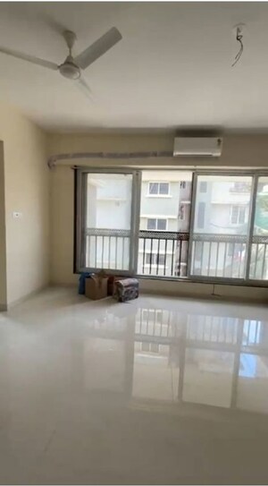 Bedroom in 3 BHK Apartment at Sidhivinayak Flora, Chembur – for Rent
