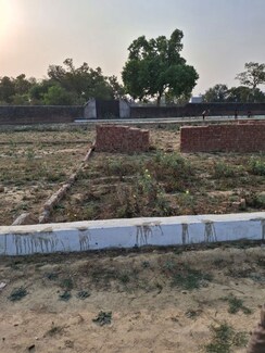 Plot For Sale in Gomti Nagar