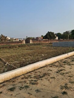 Plot For Sale in Gomti Nagar