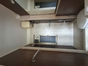 Kitchen in 2 BHK Apartment at Kalpataru Gardens 1, Kandivali East – for Rent