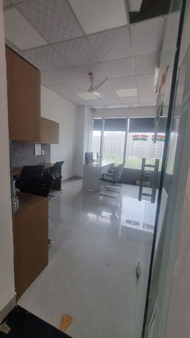 Team Area, fusion-ufairia Commercial Office Space 290 Sq.Ft. In Sector 16b Greater Noida Greater Noida 10271698