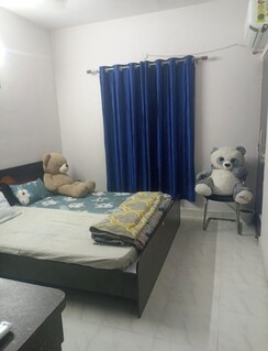 2 BHK Apartment For Rent in Saryu Enclave