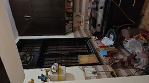 Kitchen/pantry in 2 BHK Builder Floor at Maidan Garhi – for Rent